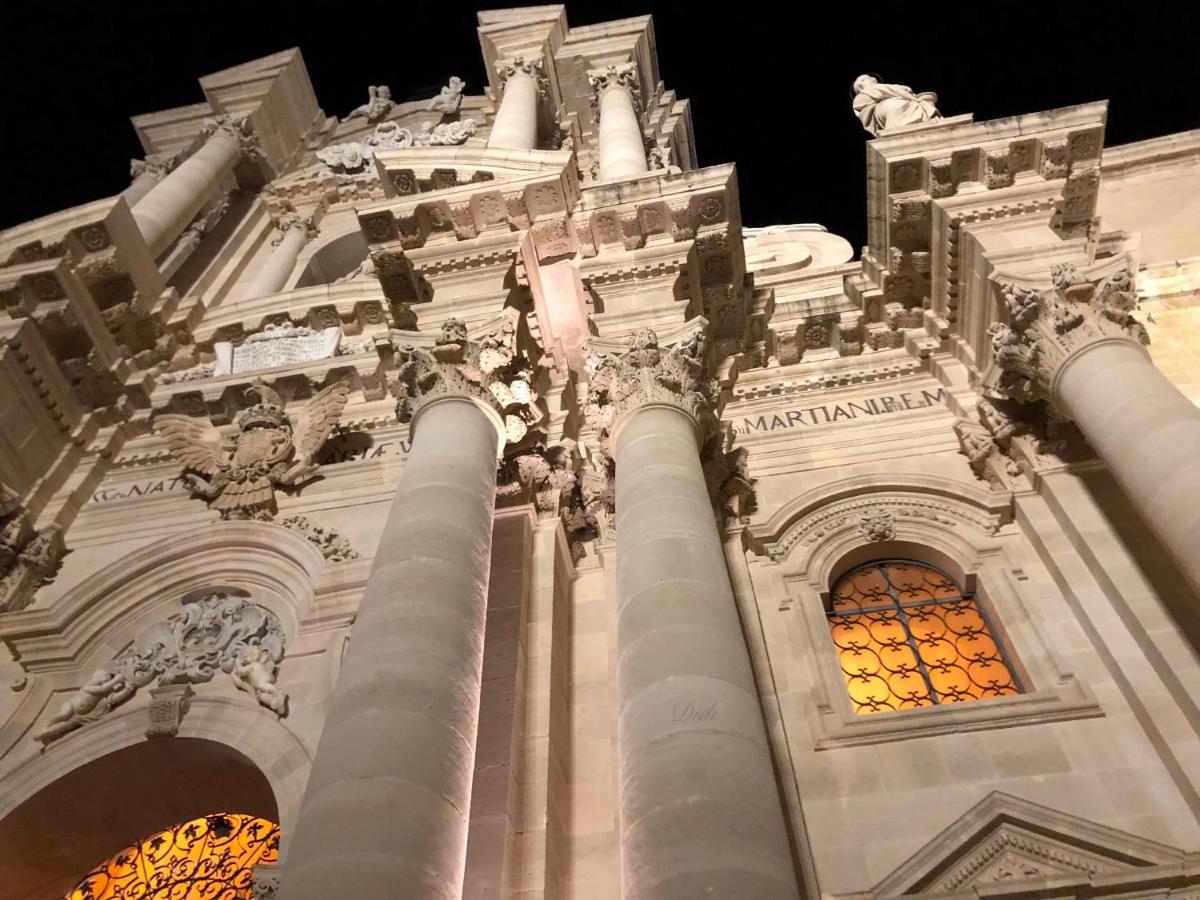 I Santi Coronati Syracuse Luaran gambar