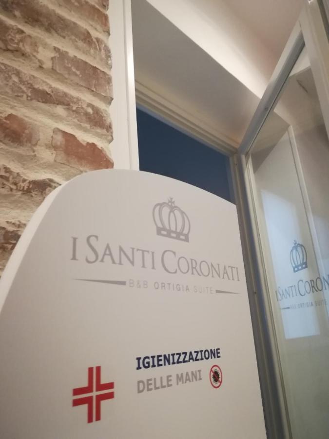 I Santi Coronati Syracuse Luaran gambar